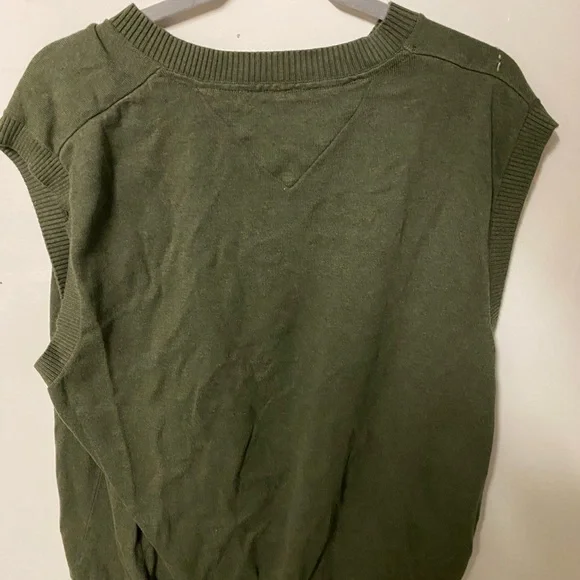 Green Tommy Hilfiger sweater-vest - Picture 2 of 3